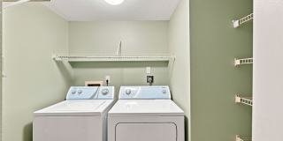 Furnished Ground Floor Corner Unit - Palm Harbor! Gallery 14