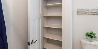FULLY FURNISHED 3 Bed Luxury End Unit Townhome backs to Nature Gallery 30