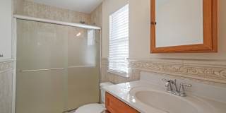 123 Clinton Gallery 24
