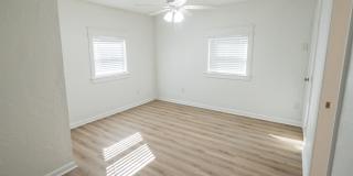 406 Essex Drive Gallery 13