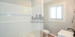 752 Cottage Avenue Gallery 23