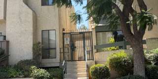 Large Townhome in Glendale, Verdugo Woodlands Gallery 1