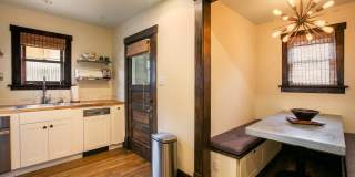 207 Richmond DR NE Gallery 32
