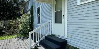 3 bedroom 1 bath Gallery 3