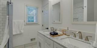 5600 Laniel Court Gallery 14