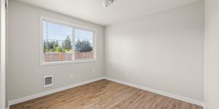 402 166th Street South Gallery 10