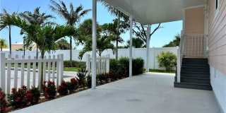 254 NE Coastal Gallery 3