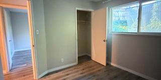 3 bedroom 1 bath duplex Gallery 17