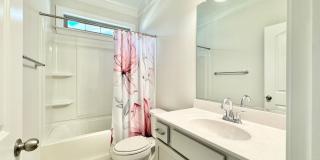 Updated 3 Bedroom High Point Condo with Large Bonus Room! Gallery 12