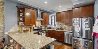 5219 Winthrop Gallery 3