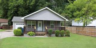 211 Martin Road Gallery 1