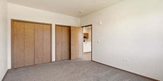 1123 E Hastings Gallery 7