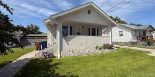 Three bedrooms, one bathroom, pet friendly, one car detached garage! Gallery 1