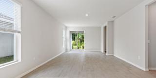 Modern Home with All the Upgrades Gallery 14