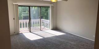 Wheeling, Lexington Commons 2BR/2BA 1 Garage  2 Pools! Gallery 1