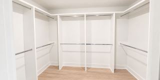 1533 Payne Street - 0 Gallery 11