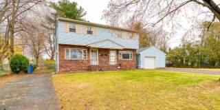 345 Lincoln Boulevard Gallery 1