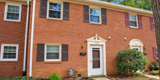 434 GREENBRIER Court Gallery 1
