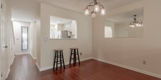 3216 OAK Street Gallery 16