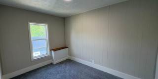 Three bedroom 1 1/2 bathroom single family home for rent Gallery 22
