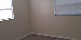 Charming 2BR Duplex in Saint Petersburg Charming 2BR Duplex in Saint Petersburg Gallery 34