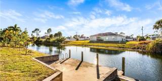 3318 NE 13th Place Gallery 3