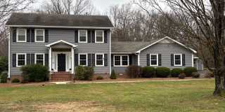 Charming Home Near Lakewood Golf  Country Club in Tullahoma... Gallery 1