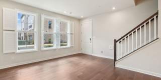 Welcome to Union Park at McLean! Gallery 11