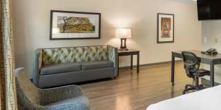 Memphis - Wolfchase Galleria Gallery 21