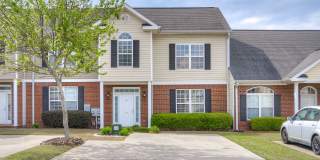 3 Bedroom Townhouse in Evans Gallery 1