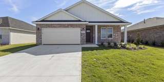 NEWLY CONSTRUCTED - 4 bedroom Gallery 1