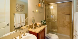 Vista Torre Gallery 36