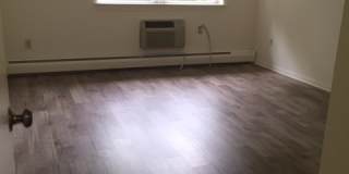 Chestnut Hill North Apartments Gallery 20