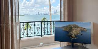 5242 Fisher Island Dr Gallery 49