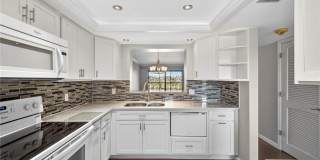 7430 Lake Breeze Drive Gallery 10