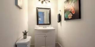 1915 Philip St. Gallery 13