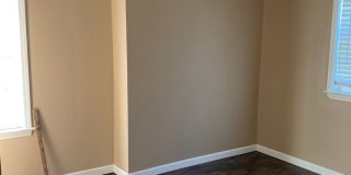 Cute 2 bedroom home with a loft and detached one car garage Gallery 5