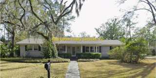 Beautiful 4bed/3bath Corner Lot in Suburban Heights Gallery 4