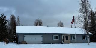 3 Bed/2 Bath/2 Car Garage/Pets Allowed Gallery 1