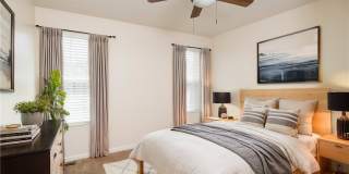 1719 St Johns Ln Gallery 37