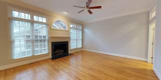 Stunning Brick Home in Cotswold in Quiet cul-de-sac Gallery 30