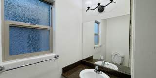 Stunning 2 Bed / 2.5 Bath Condo with 2-Car Garage in North Park Gallery 7