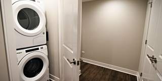 3833 N Broadway Gallery 379