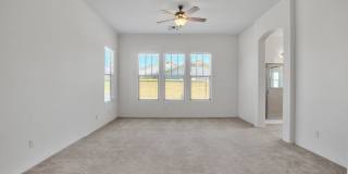 Gorgeous 4 bedroom home in amenity rich Verrado! Gallery 14