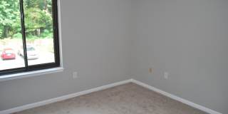 9707 KINGS CROWN Court Gallery 11