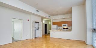 Metro on Granby Apartments Gallery 41
