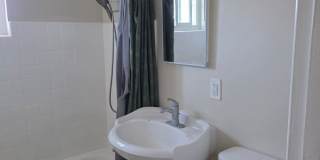 Welcome to Reeves Apartments Gallery 29