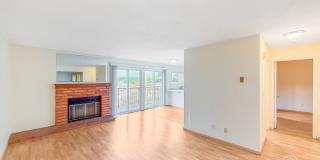 2BD/1BA Condo in Clairemont with Balcony, In-Unit Laundry & Reserved Parking 2BD/1BA Condo in Clairemont with Balcony, In-Unit Laundry & Reserved Parking Gallery 1