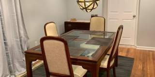 Charming 2BR House in Savannah Gallery 13