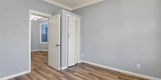 149 Wegman Pkwy Gallery 6